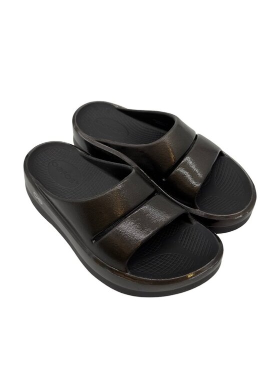 OOFOS Shoes - OOFOS Women’s Black OOahh Slide Recovery Sandals Size 6